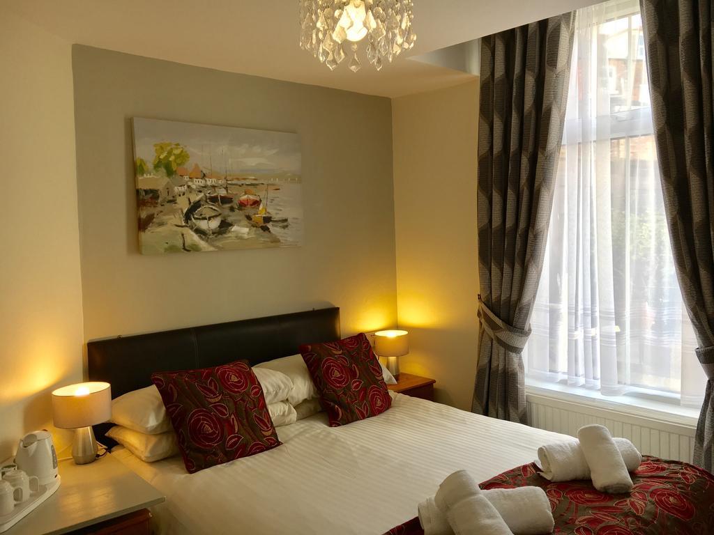 The Rockside Bed and Breakfast Scarborough Exteriör bild